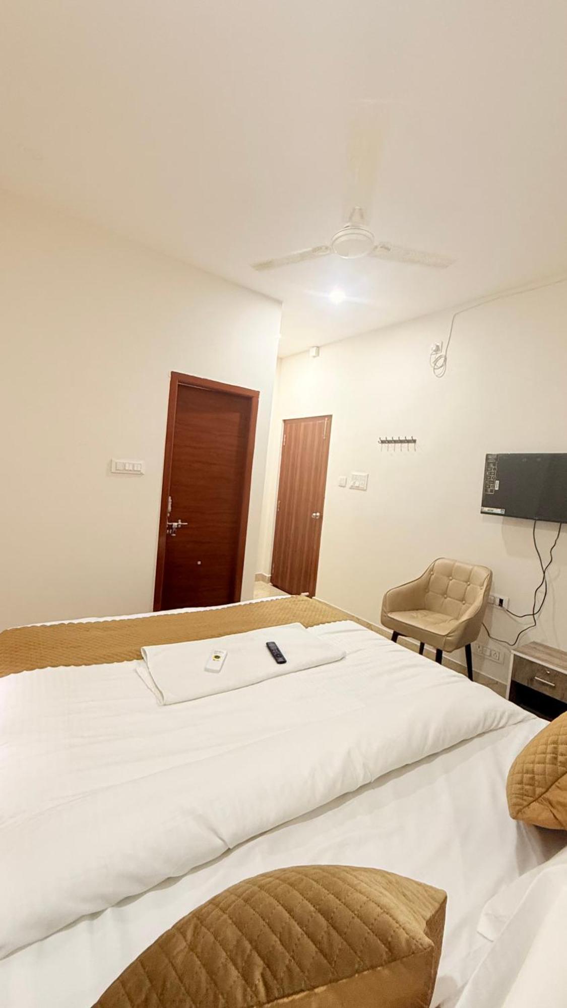 Vaaraahi Hotels 海得拉巴 外观 照片