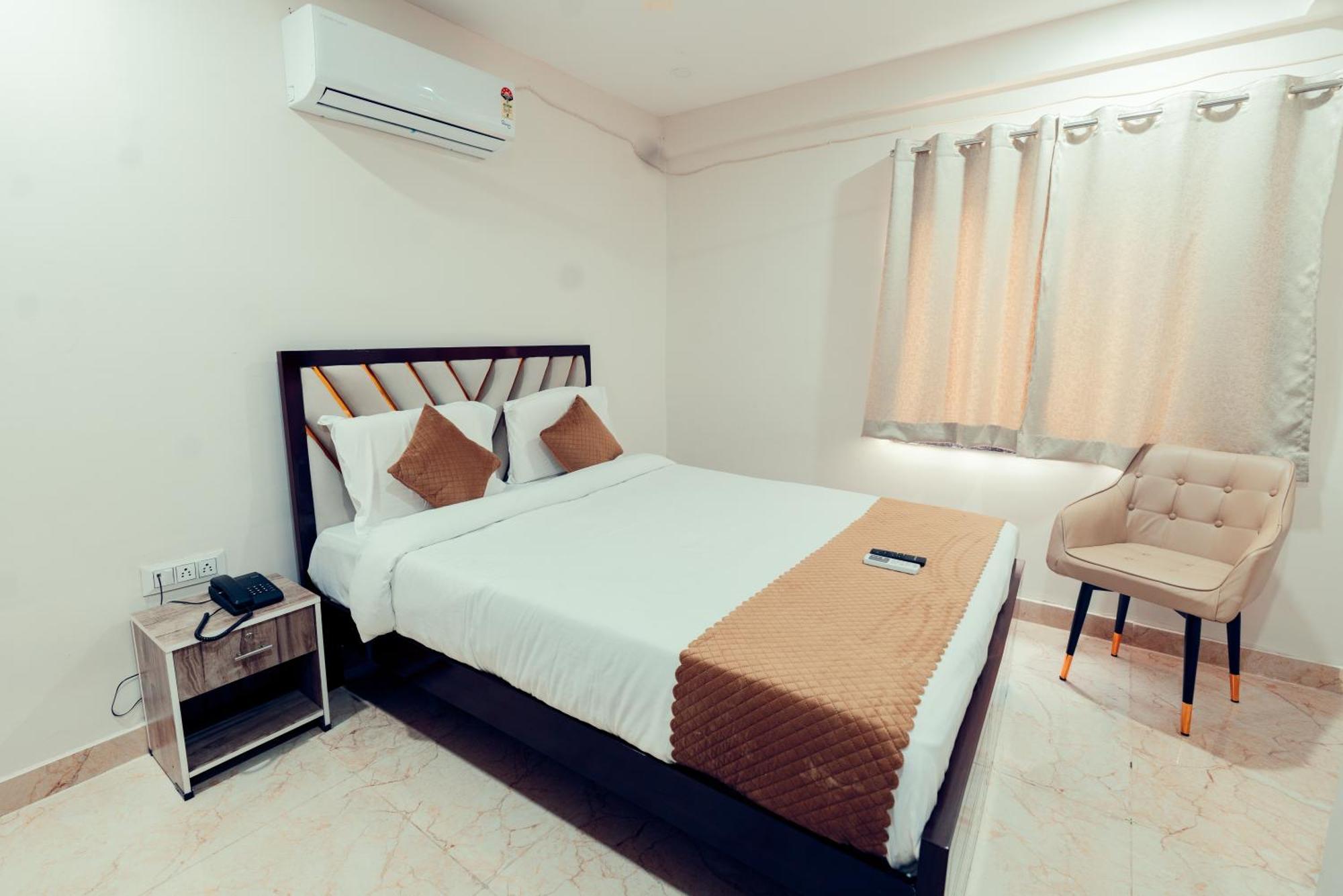Vaaraahi Hotels 海得拉巴 外观 照片